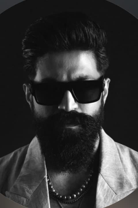 Example input photo for Yash Toxic Movie Look